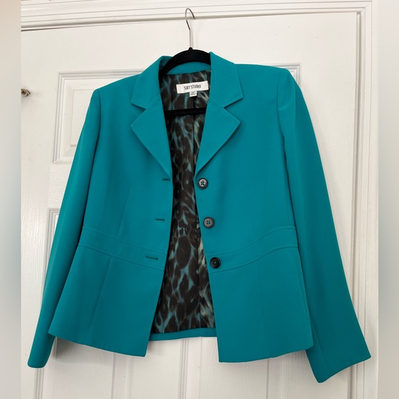 Jacket - Picture 2 of 2